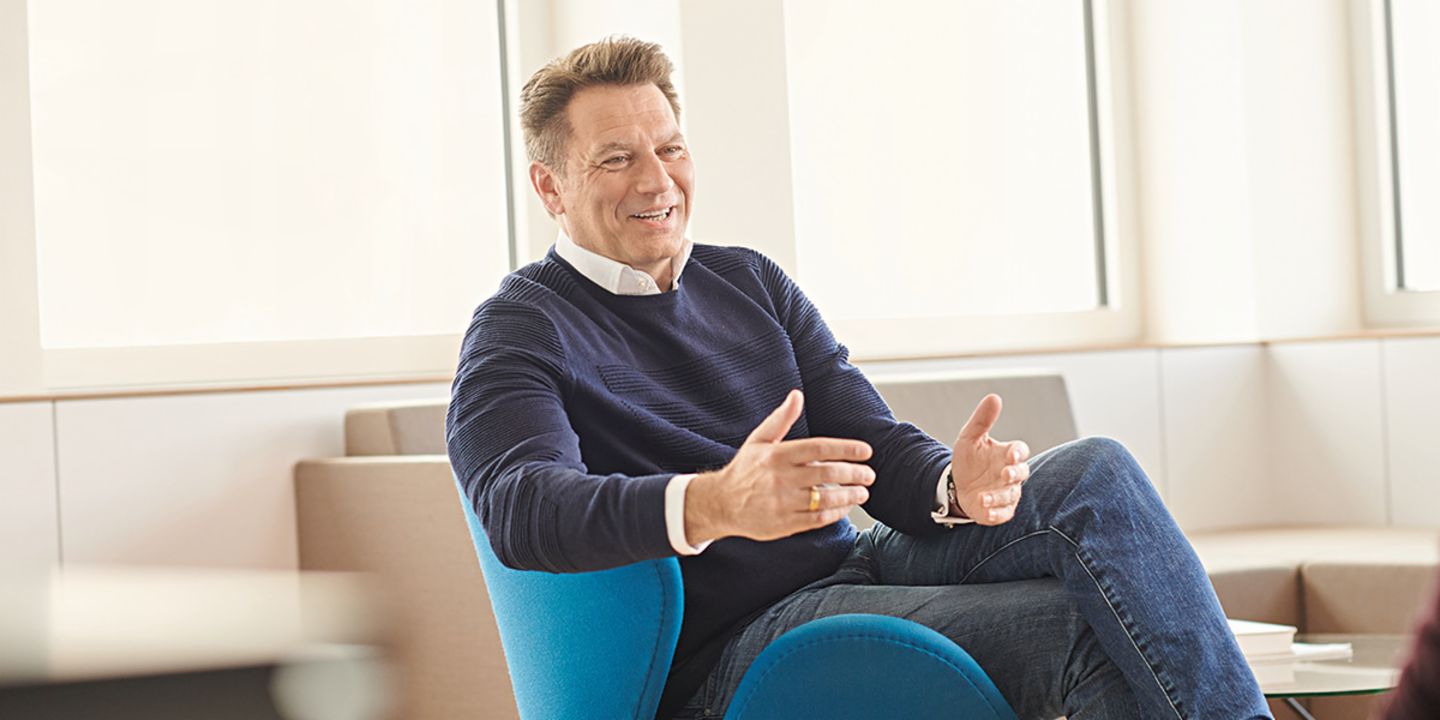 Corporate Responsibility bei EOS: EOS CEO Klaus Engberding 