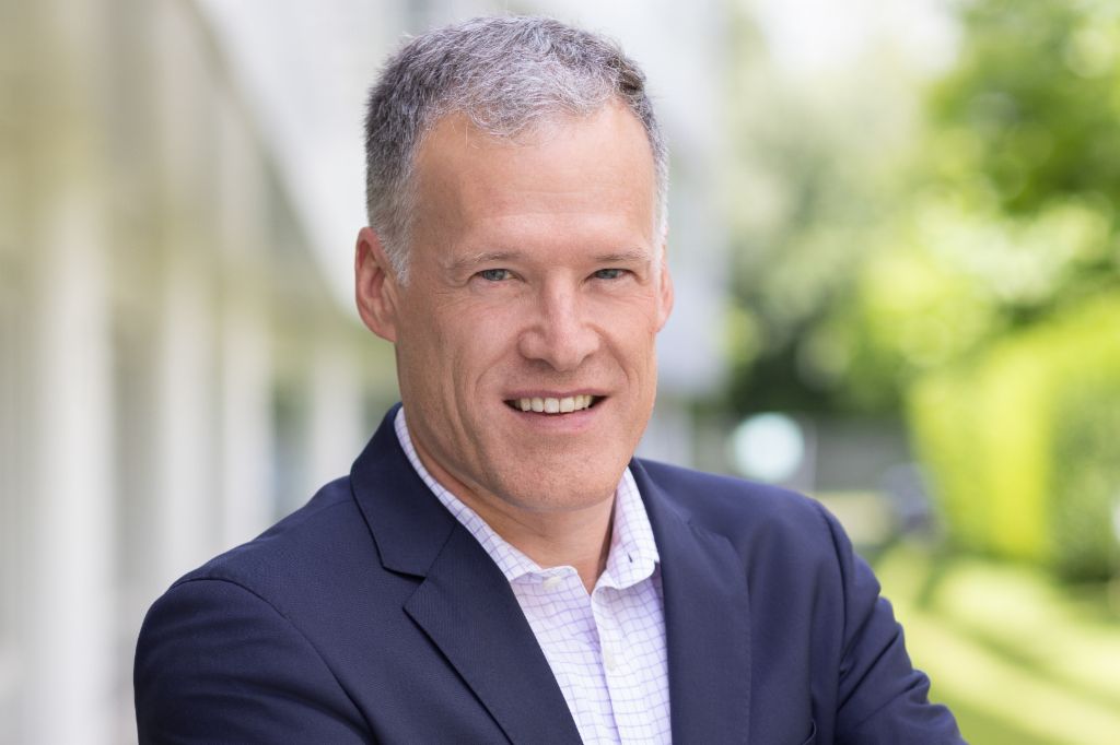Andreas Hasler, Managing Director EOS Switzerland