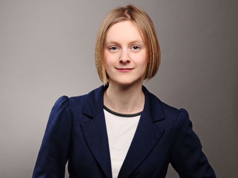 Marianne Hügel, Senior Manager Business Development & Consulting EOS neue Analytics-Plattform: Marianne Hügel, Senior Manager Business Development & Consulting