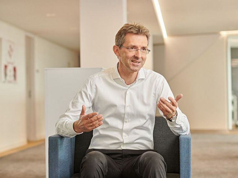 Forderungskäufe: Justus Hecking-Veltman, CFO der EOS Gruppe, will das Geschäftsfeld weiter ausbauen
