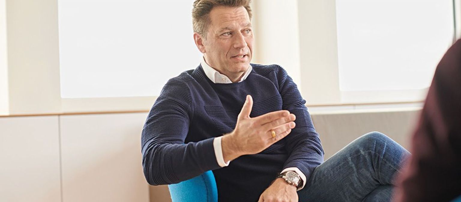 Zahlungsmoral: EOS CEO Klaus Engberding