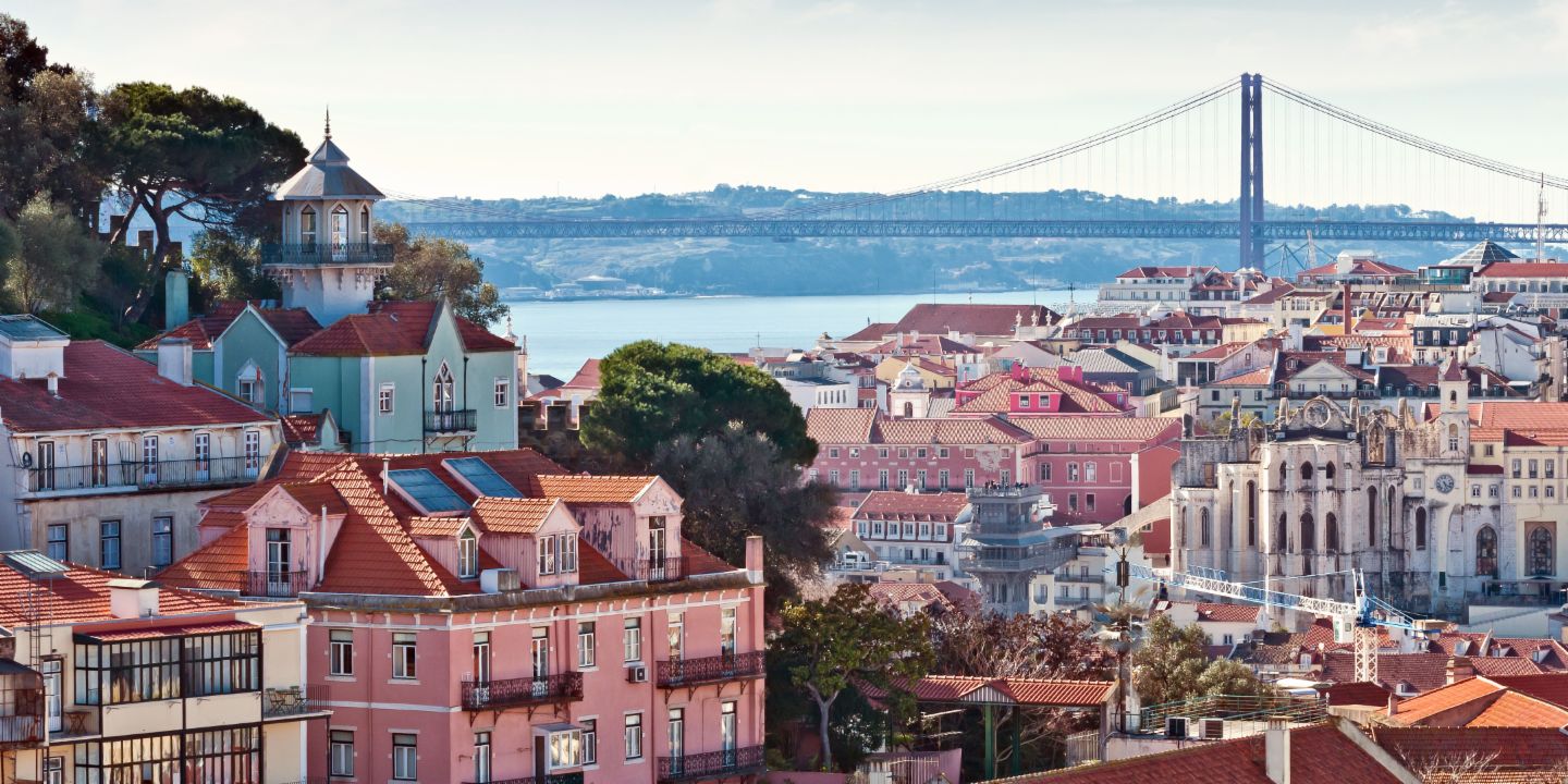 Blick über die Dächer von Lissabon.