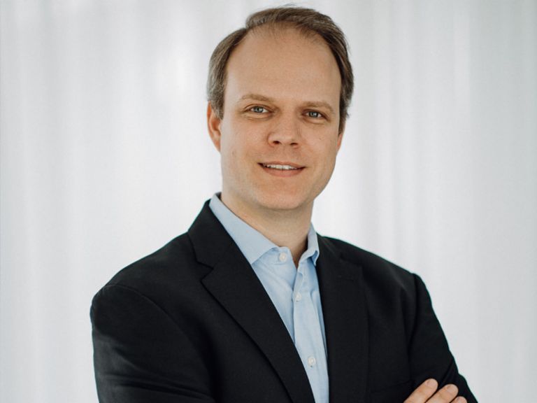 Künstliche Intelligenz im Callcenter: Michael Brehm ist Gründer und Geschäftsführer der i2x GmbH.