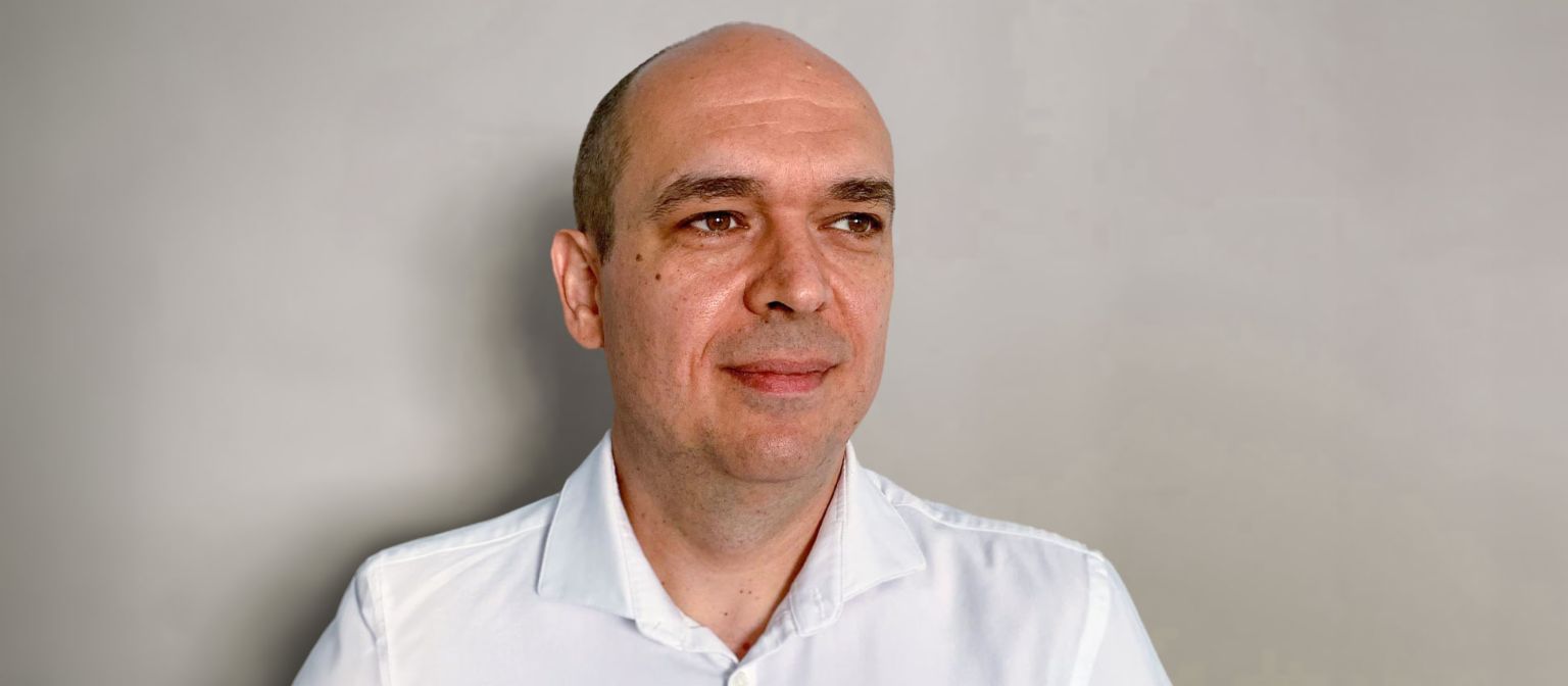 Une photo montre Cristian Musat, directeur général d’EOS International BVG et cerveau du projet Kollecto+.