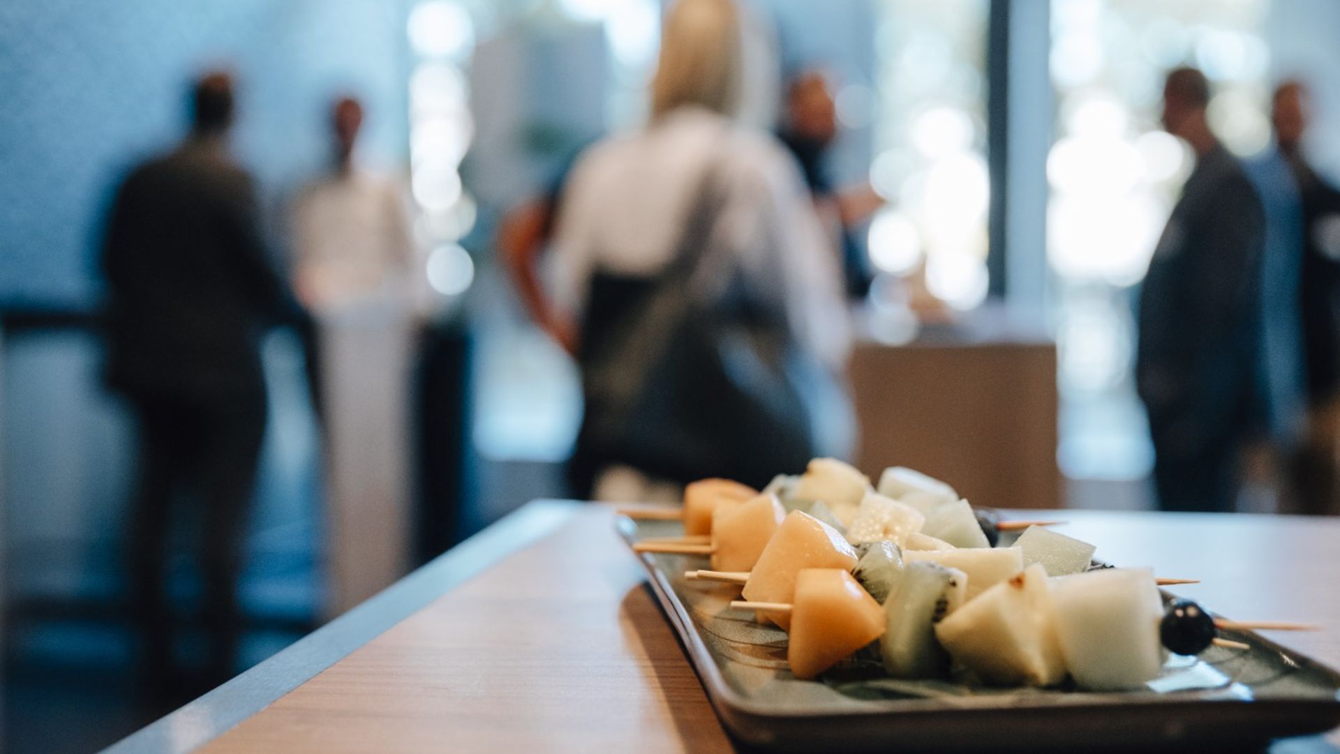 Food, Food-Presentation, Adult, Female, Person, Woman, Male, Man, Cafeteria, Restaurant